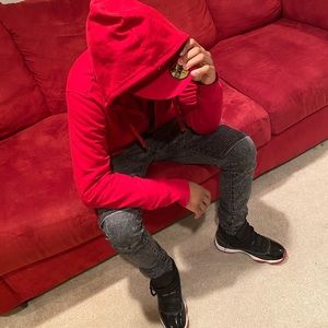 Meet your Posher, Thomas